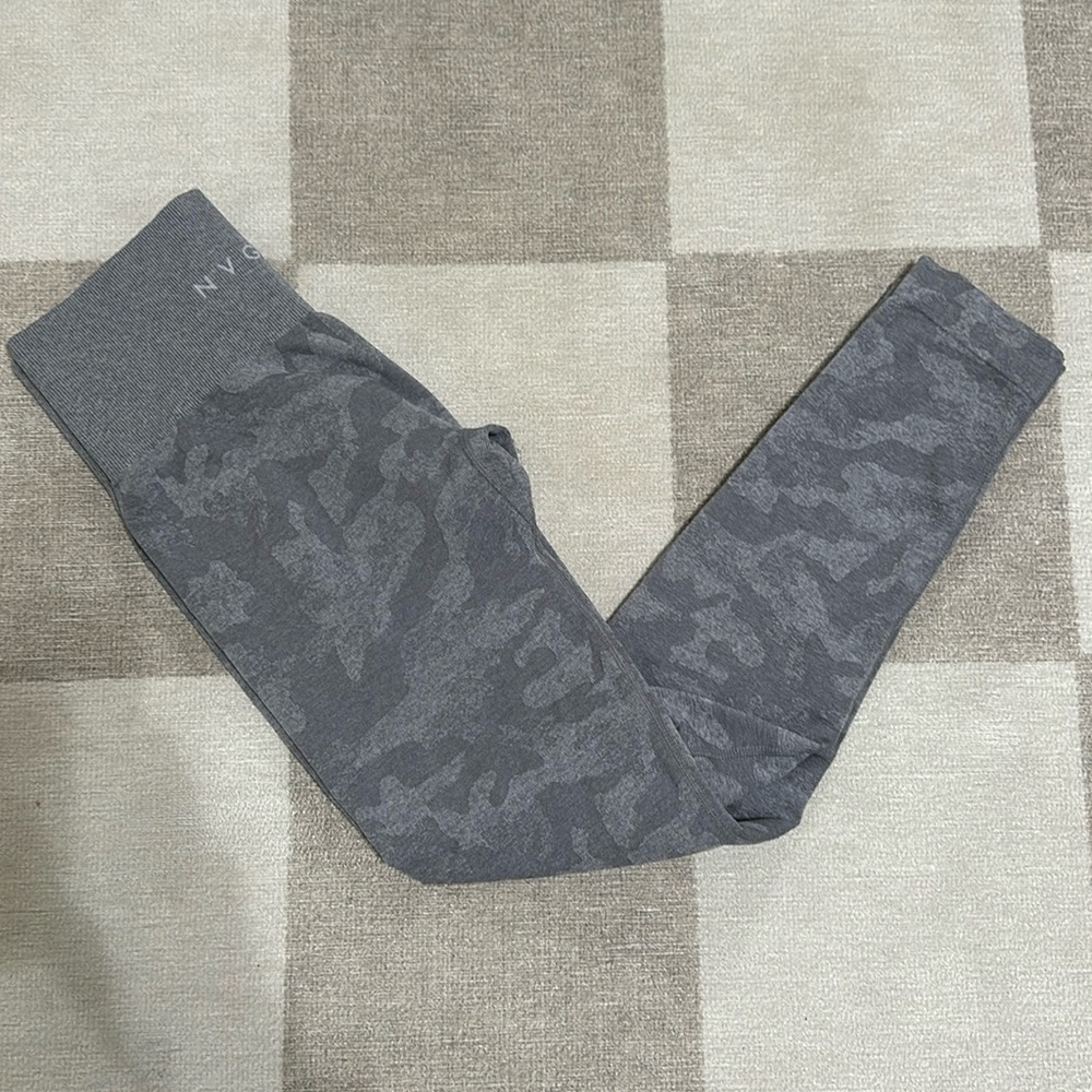 NVGTN Grey Camo Seamless Leggings